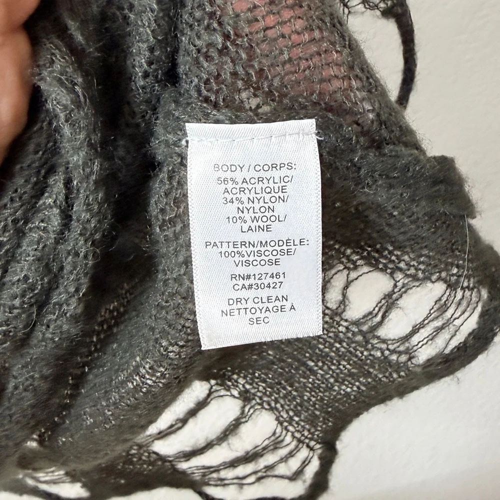 Wildfox Celestial Distressed Charcoal Knit Sweater Small EUC - Picture 6 of 6